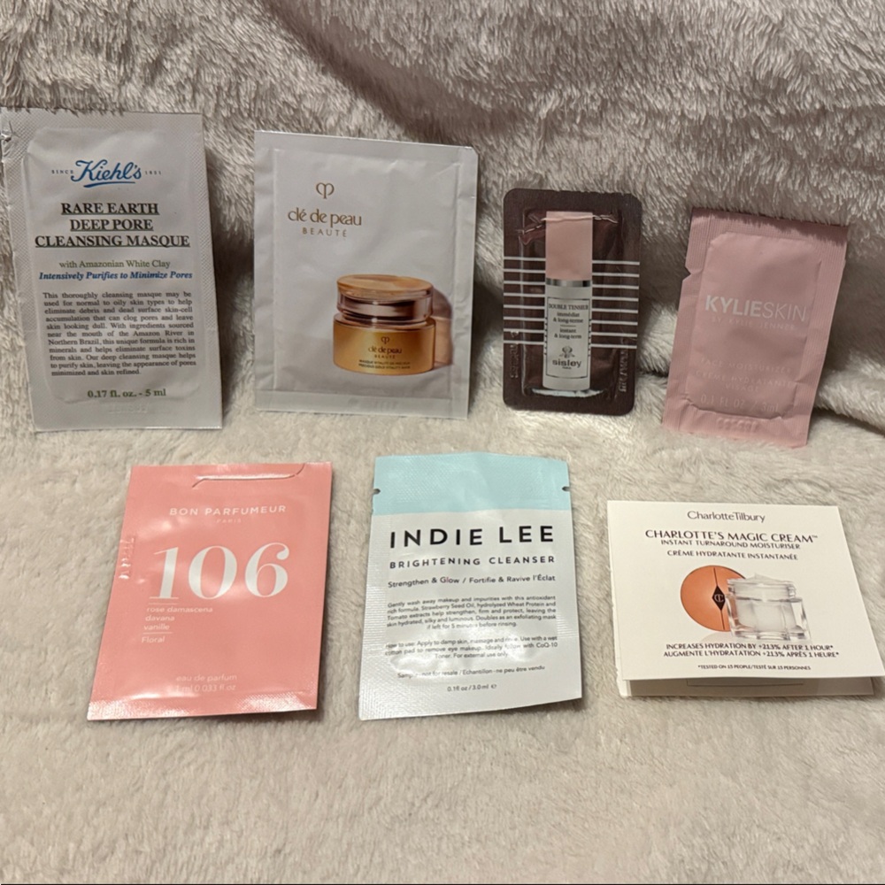 Kiehl's Rare Earth Masque - White and Blue